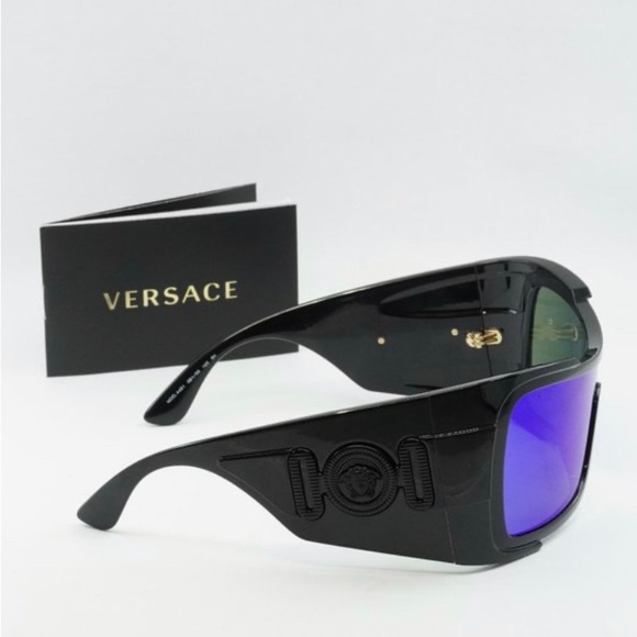 NIB Versace Sunglasses unisex Brand New, Full Inclusion - Picture 3 of 7